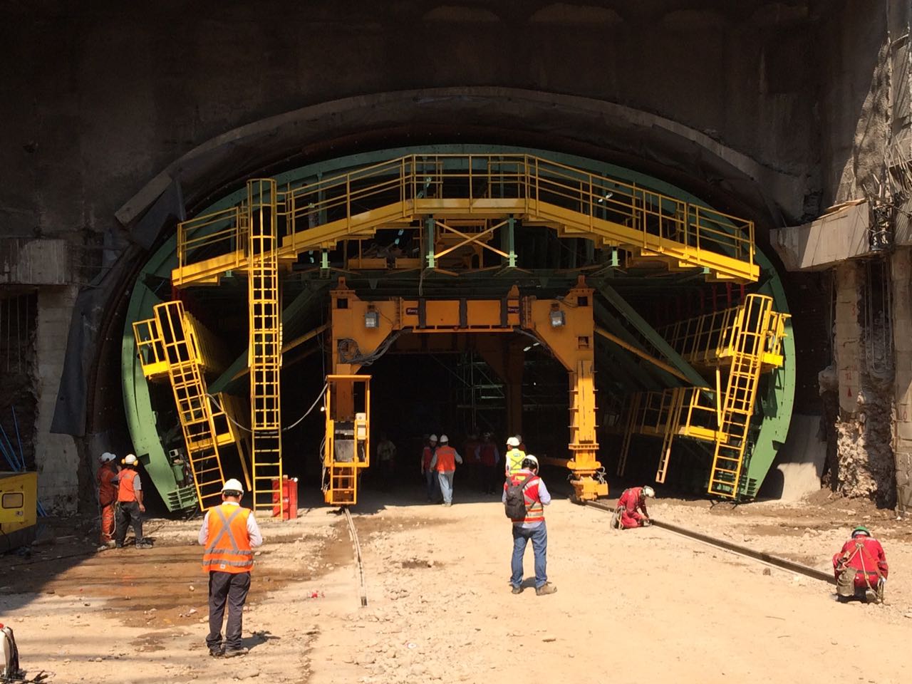 Formwork for linning of the Kennedy tunnel by RUBRICA TUNNELS
