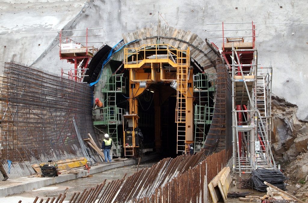 Self-launching formwork tunnel equipment La Canda by RÚBRICA TUNNELS