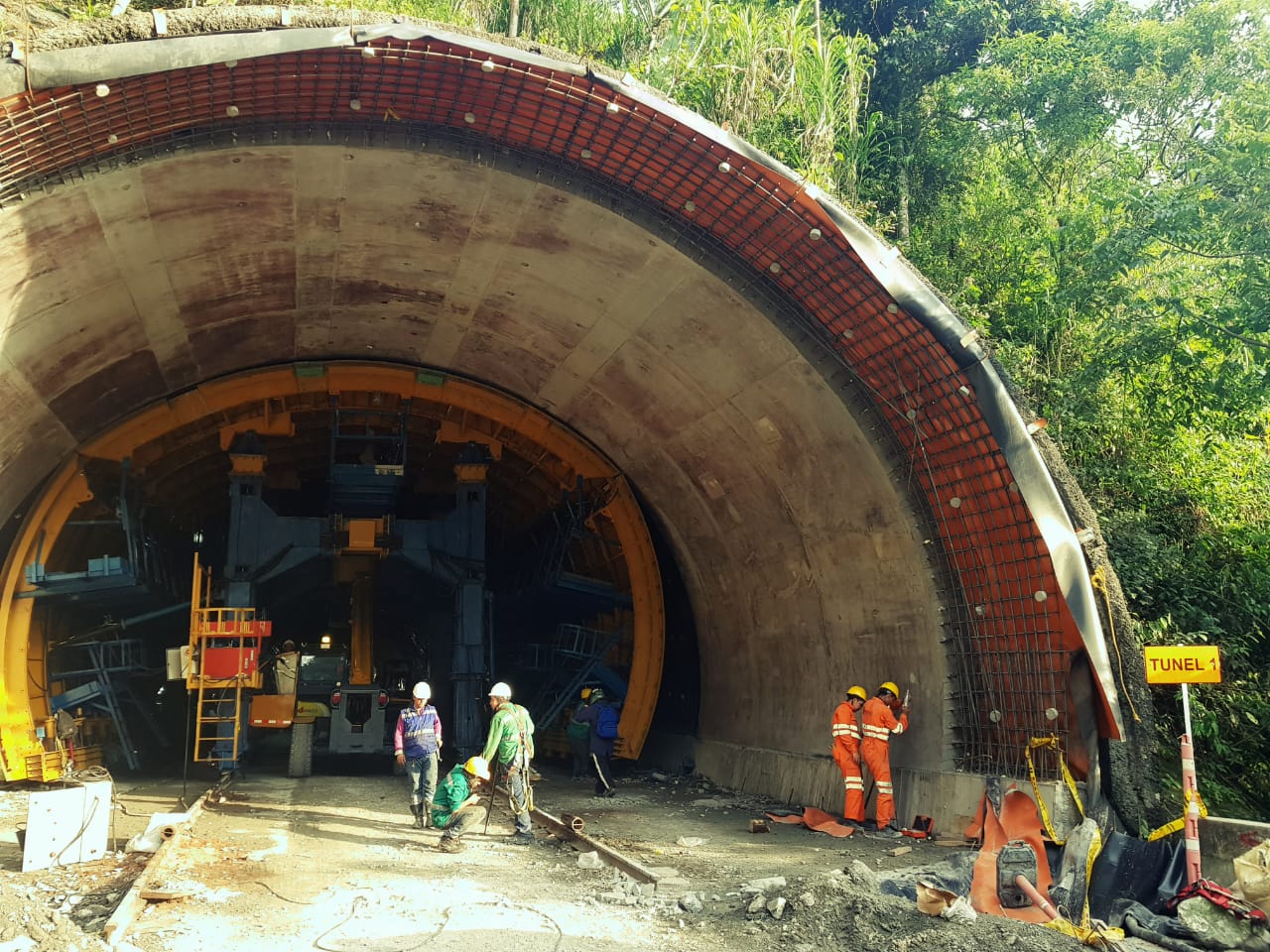 Tunnel formwork Quindio by RÚBRICA TUNNELS