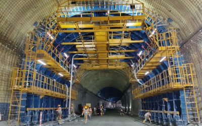Self-supporting formwork equipment tunnel Tesalia