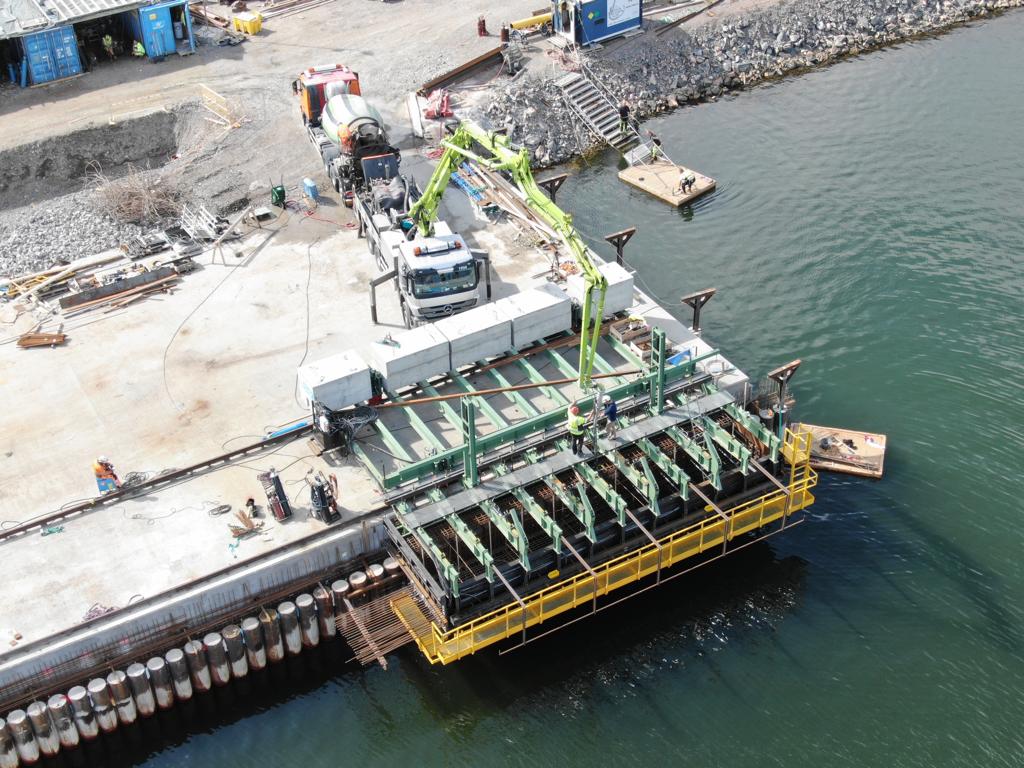 Capping beam equipment for Gävle Port by RÚBRICA MARITIME